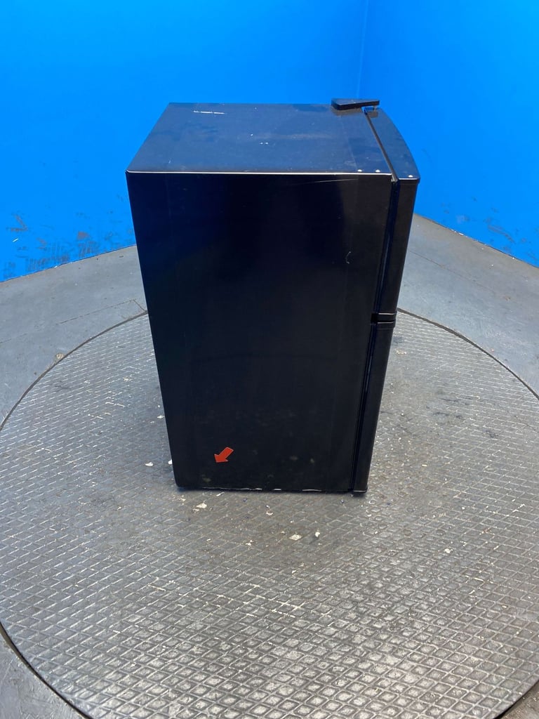 Igenix IG347FFB 96 Litre Under Counter Fridge Freezer