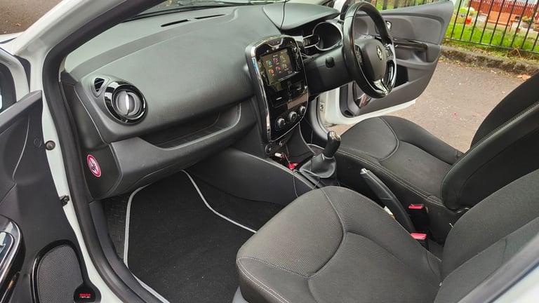 Renault, CLIO, Hatchback, 2013, Manual, 1461 (cc), 5 doors