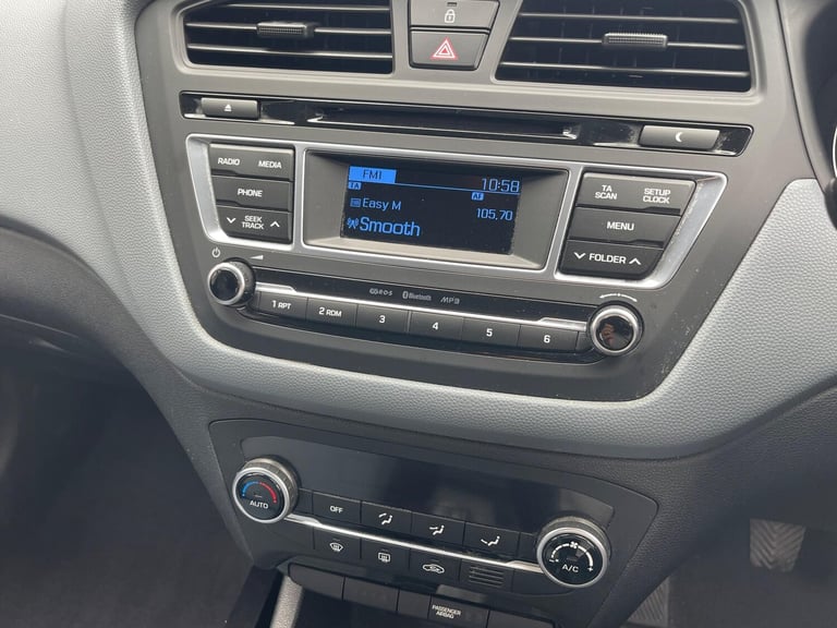 2015 Hyundai i20 1.2 Premium Euro 6 5dr HATCHBACK Petrol Manual