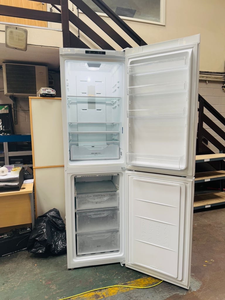 image for Fridge freezer | FULLY WORKING | CAN DELIVER 