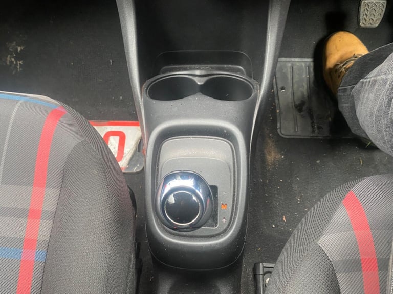 PEUGEOT 108 1.0 VTi Active 2014