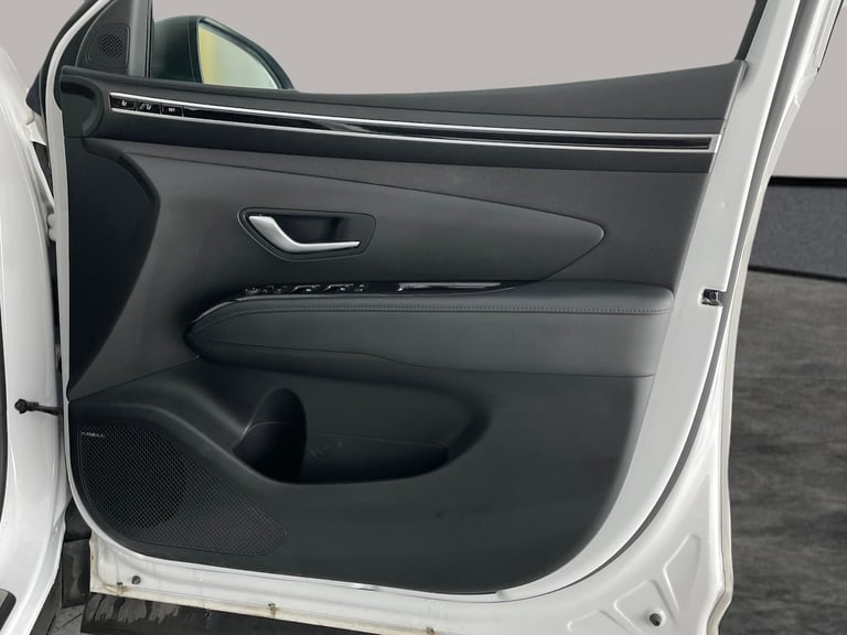 2023 Hyundai TUCSON 1.6 h T-GDi Ultimate SUV 5dr Petrol Hybrid Auto Euro 6 (s/s) (230 ps) - KEY S...