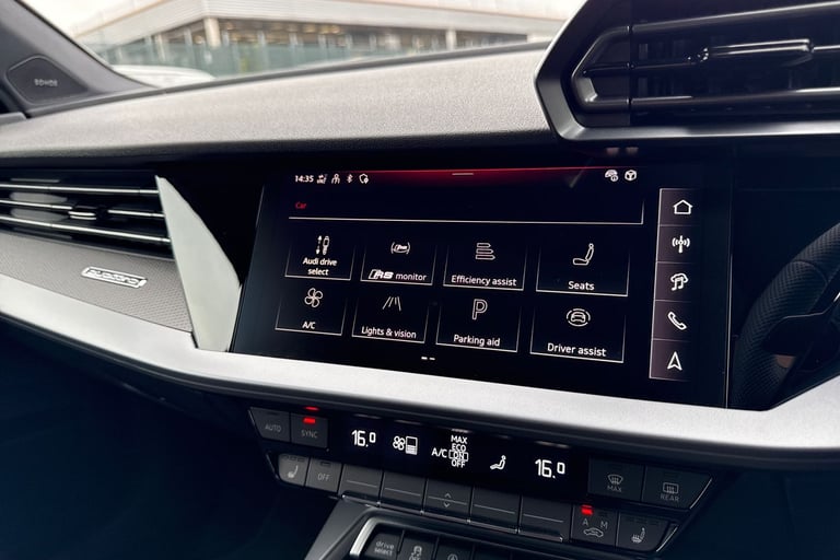 2025 Audi RS3 2.5 TFSI Carbon Vorsprung S Tronic quattro Euro 6 (s/s) 4dr Saloon Automatic