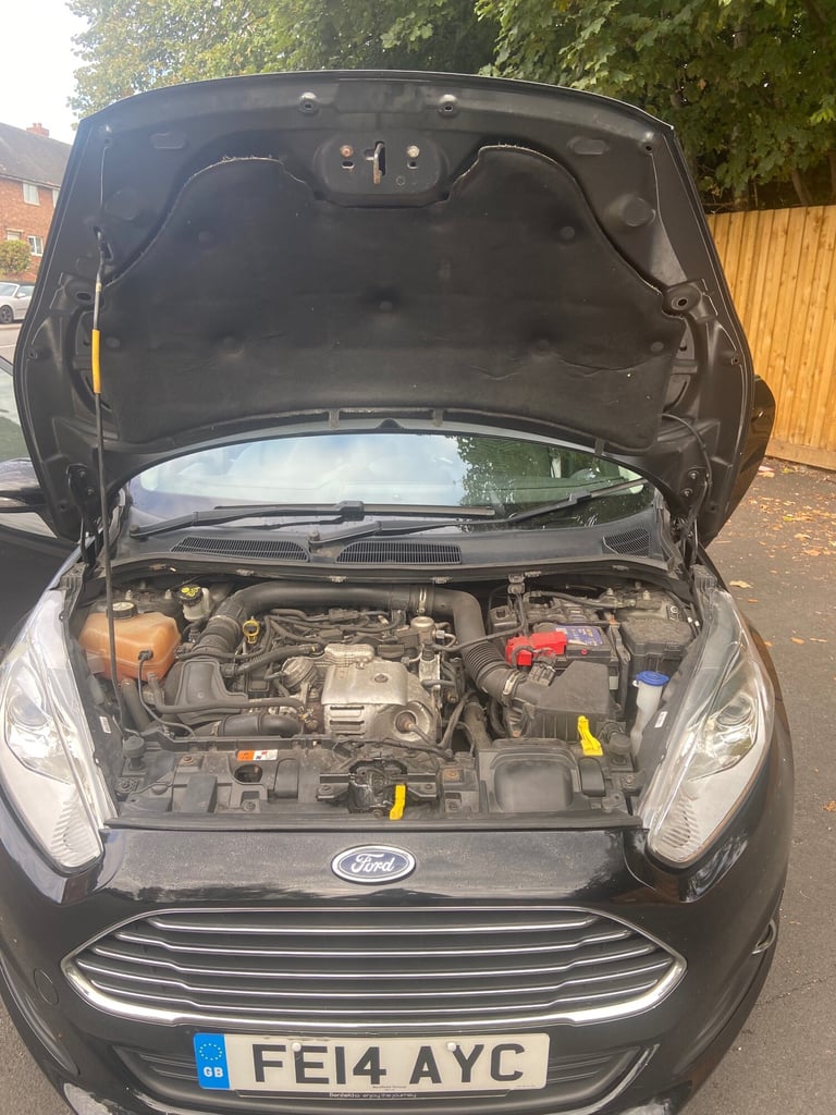 2014 Ford Fiesta 1.0 EcoBoost Zetec 5dr HATCHBACK Petrol Manual