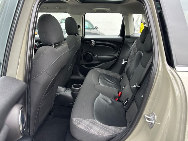 2018 MINI Hatch 1.5 Cooper Hatchback 5dr Petrol Manual Euro 6 (s/s) (136 ps) Hatchback Petrol Manual