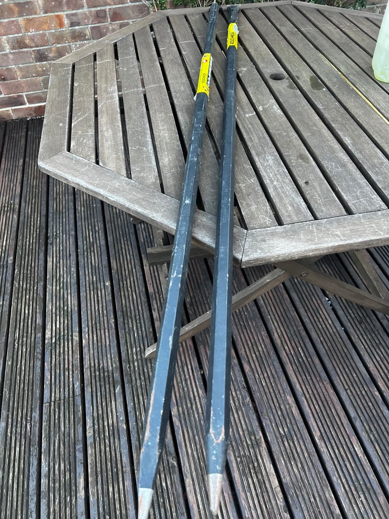 New 2 roughneck 5ft digging breaker bars 