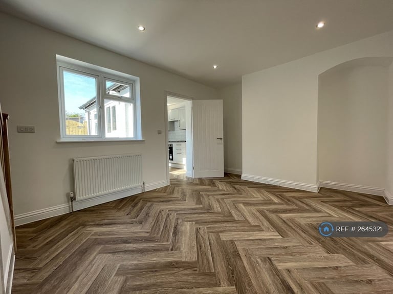 3 bedroom house in Upper Brents, Faversham, ME13 (3 bed) (#2645321)