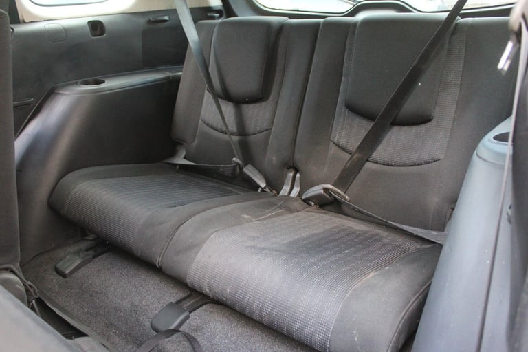 2010 Mazda Mazda5 2.0D Takara 5dr MPV Diesel Manual