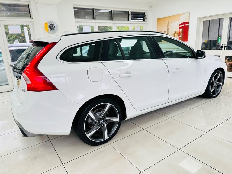 2016 Volvo V60 2.0 D2 R-Design Nav Auto Euro 6 (s/s) 5dr ESTATE Diesel Automatic