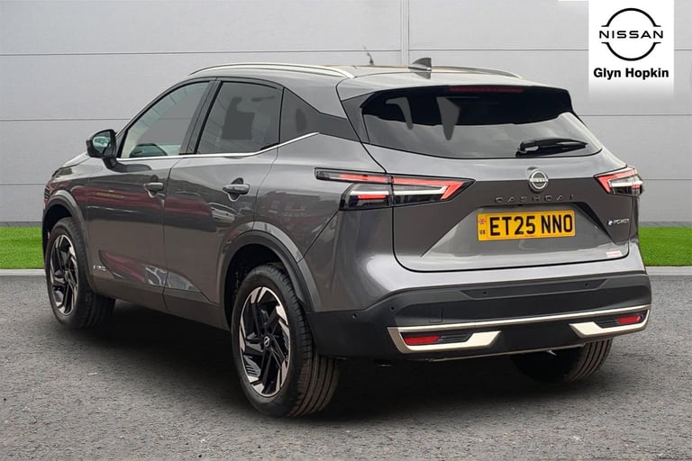 2025 Nissan Qashqai 1.5 E-Power N-Connecta [Glass Roof] 5dr Auto Hatchback Hybrid Automatic
