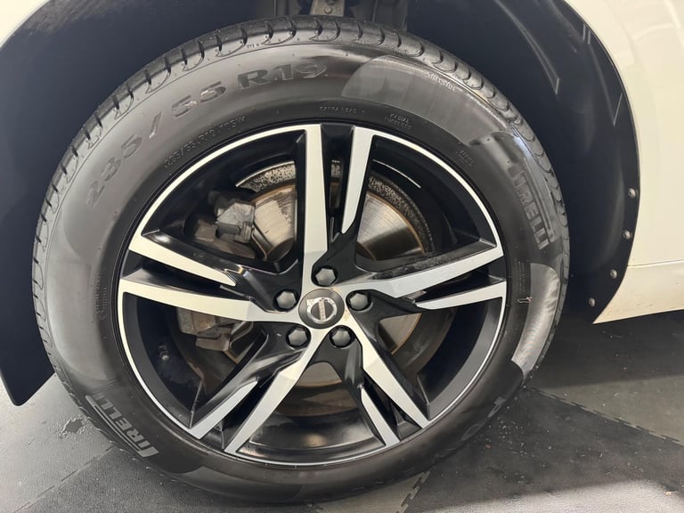 2018 Volvo XC60 2.0 D4 R-Design Auto AWD Euro 6 (s/s) 5dr ESTATE Diesel Automatic