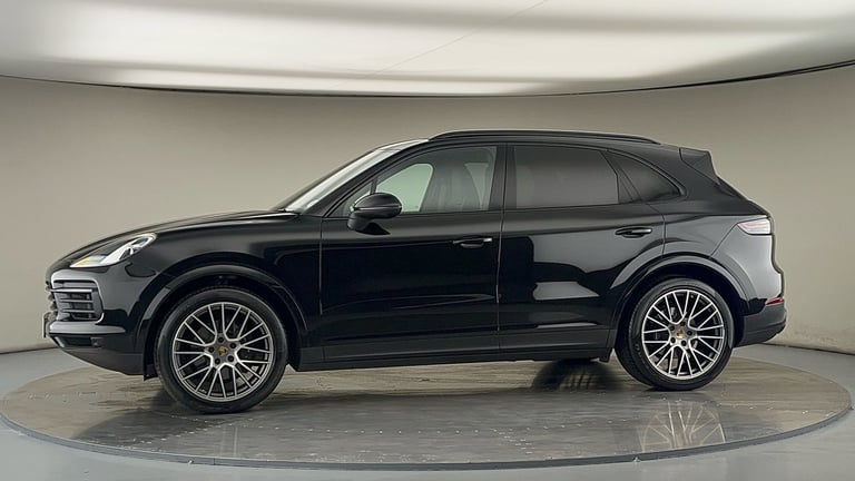 2022 Porsche Cayenne 3.0T V6 Platinum Edition TiptronicS 4WD Euro 6 (s/s) 5dr SUV Petrol Automatic