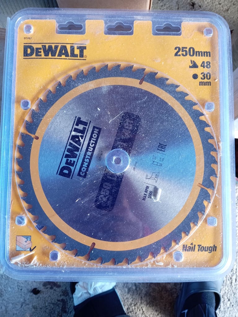 5 x Dewalt chopsaw blades