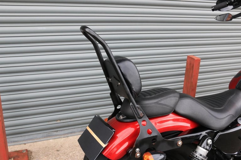 Harley-Davidson XL883N SPORTSTER IRON 2013