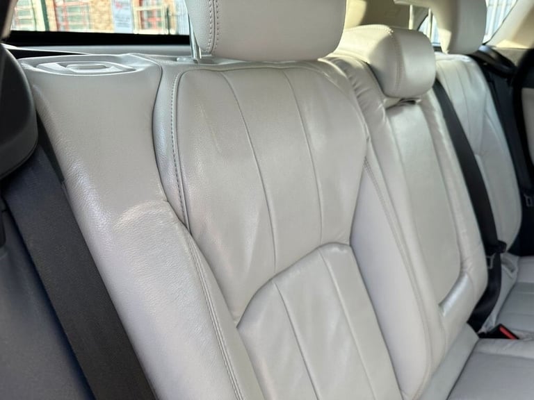 2015 Land Rover Range Rover Evoque 2.0 ED4 SE 5d 148 BHP Estate Diesel Manual