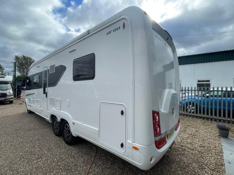 Autotrail Grande GF88 6 Berth Island Bed Tag axle 5000KG End Garage Motorhome