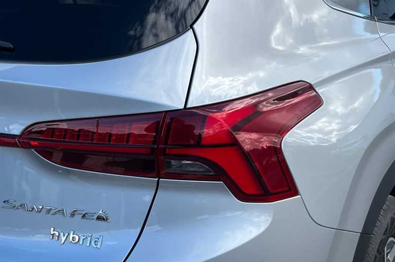2022 Hyundai Santa Fe 1.6 TGDi Hybrid Premium 5dr 4WD Auto ESTATE PETROL/ELECTRIC Automatic