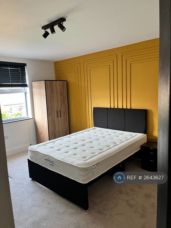 1 bedroom in Bromyard Road, Worcester, WR2 (#2643627)