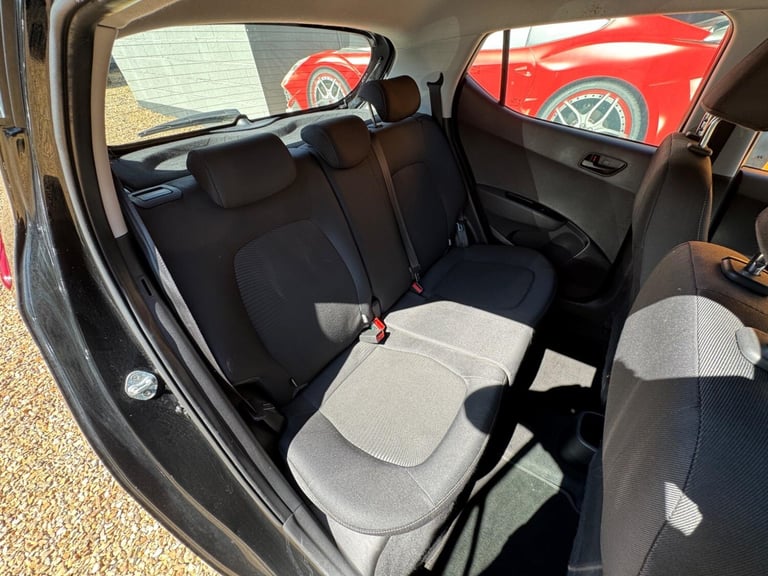 2017 Hyundai i10 1.0 SE Euro 6 5dr HATCHBACK Petrol Manual