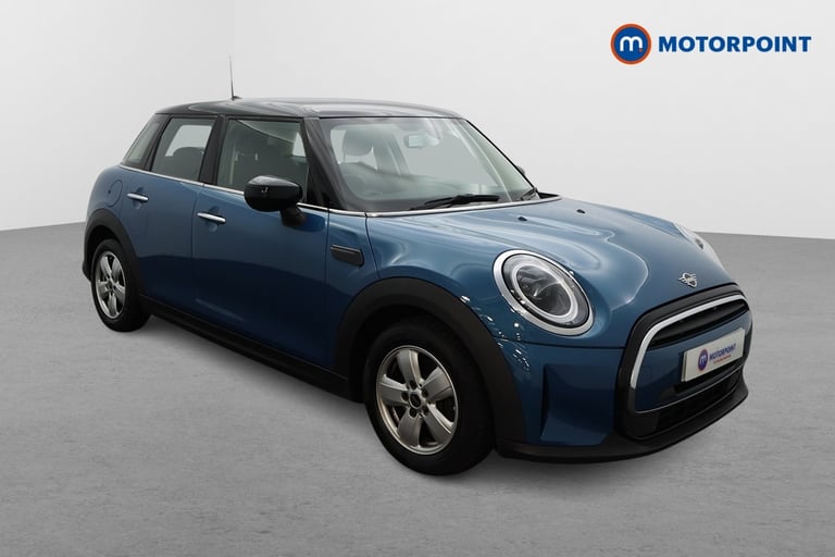 image for 2022 MINI Hatch 1.5 Cooper Classic 5dr Hatchback Petrol Manual
