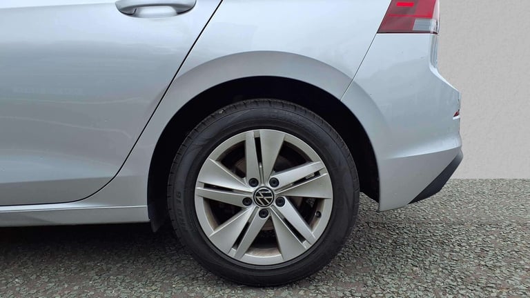 2023 Volkswagen Golf 1.5 TSI 150 Life 5dr HATCHBACK PETROL Manual