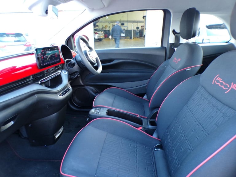 2022 Fiat 500 24kw 95hp Electric (red) HATCHBACK Electric Automatic