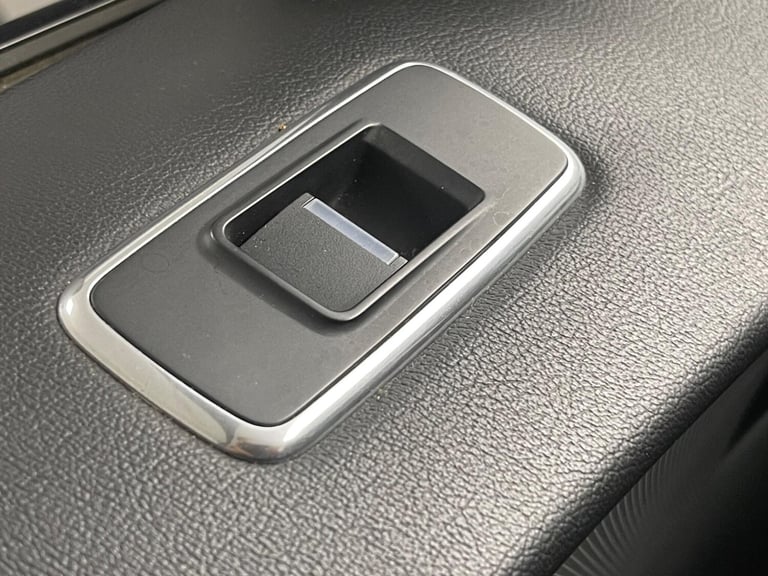 2020 Jaguar F-Pace 2.0 D180 Chequered Flag Auto AWD Euro 6 (s/s) 5dr ESTATE Diesel Automatic