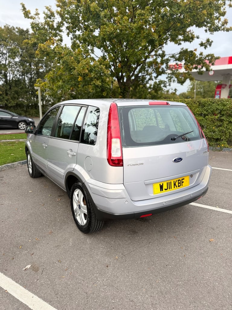 Ford, FUSION, Hatchback Zetec, 2011, Manual, 1388 (cc), 5 doors