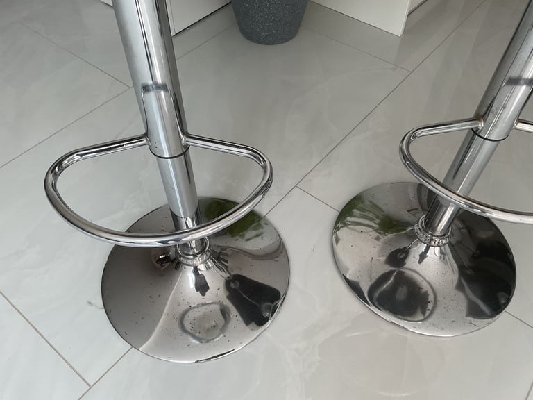 Breakfast bar stools £20 each. 