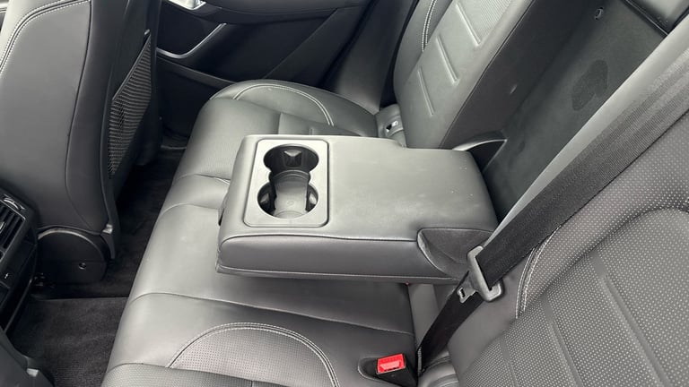 2022 Jaguar E-Pace 1.5 P300e 11.5kWh R-Dynamic HSE SUV 5dr Petrol Plug-in Hybrid Auto AWD Euro SU...