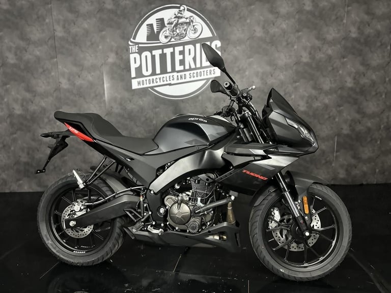 Aprilia Tuon 125 2025 **Official Aprilia Dealer for Staffordshire**