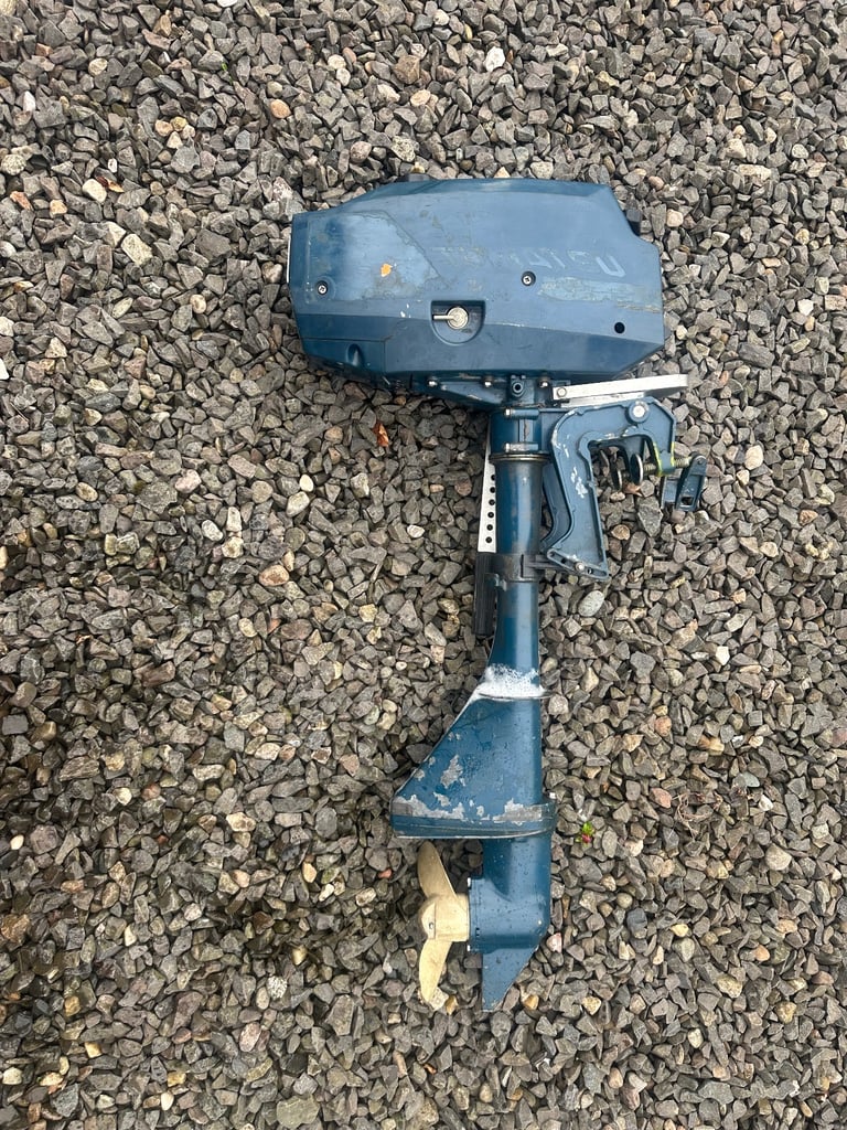 Tohatsu 2.5hp Outboard Motor 2 Stroke Short Shaft Inflatable Fishing Boat Engine. 