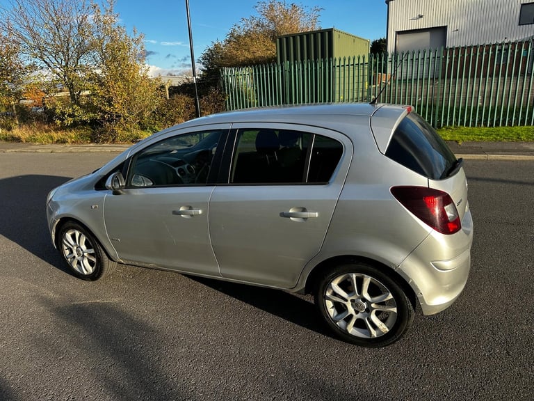 2009 Vauxhall Corsa 1.4i 16v SXi 5dr HATCHBACK Petrol Manual