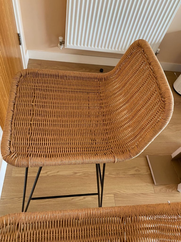 Rattan Bar Stools SKLUM in excellent condition