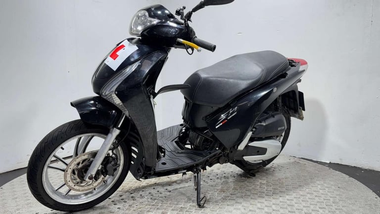 Honda SH125 SH 125 2016 NON RUNNING PROJECT BIKE 125CC