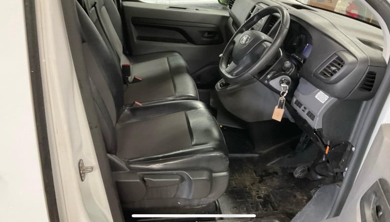 2018 Toyota ProAce 2.0D Active Long Panel Van LWB Euro 6 (s/s) 6dr PANEL VAN Diesel Manual