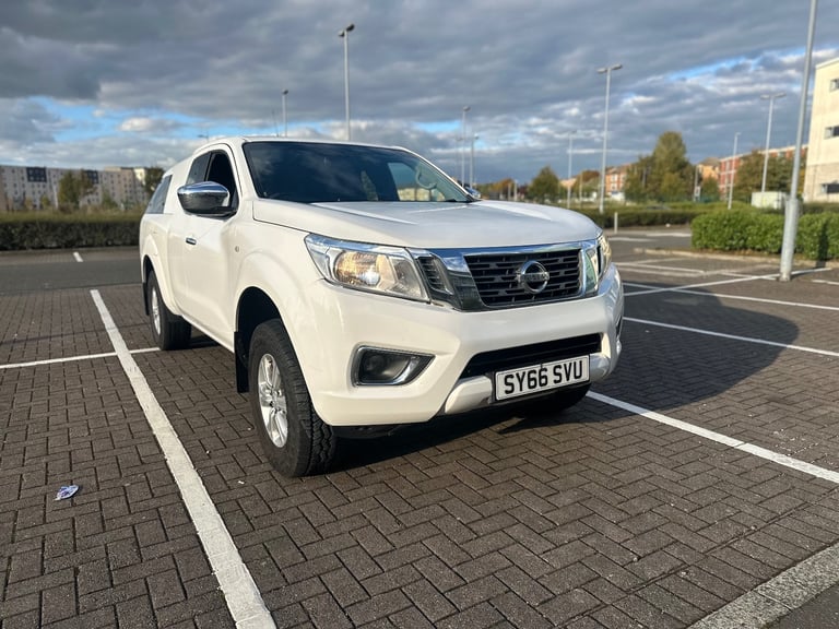 Nissan navara acenta king car 66reg drive great 