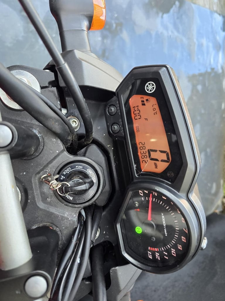 YAMAHA XJ6 N ABS PROJECT BIKE HPI CLEAR