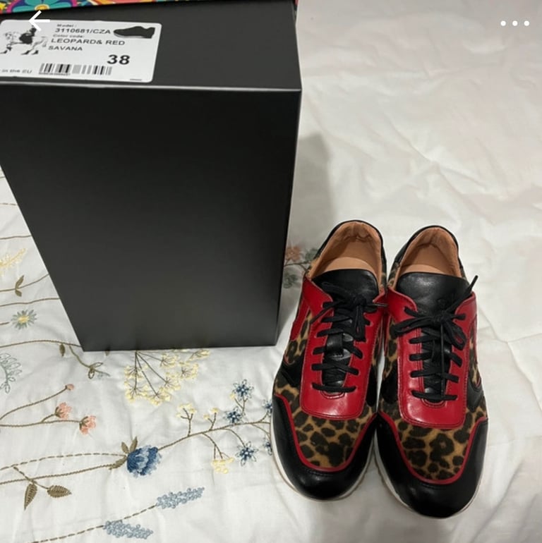image for Embassy London leather trainers