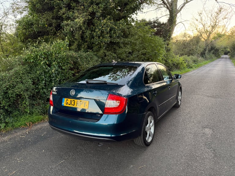 Skoda, RAPID, Hatchback, 2013, Manual, 1598 (cc), 5 doors