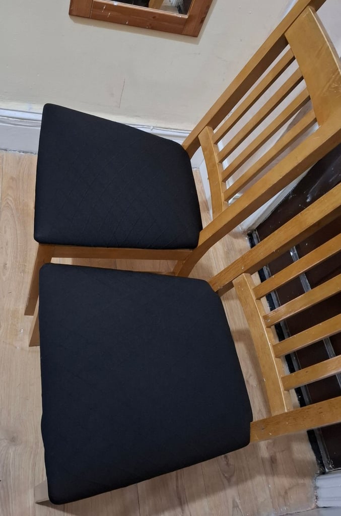 x4 Solid Wooden Dining Chairs [ALL 4 FOR £50] (SAME DAY DELIVERY AVAILABLE)