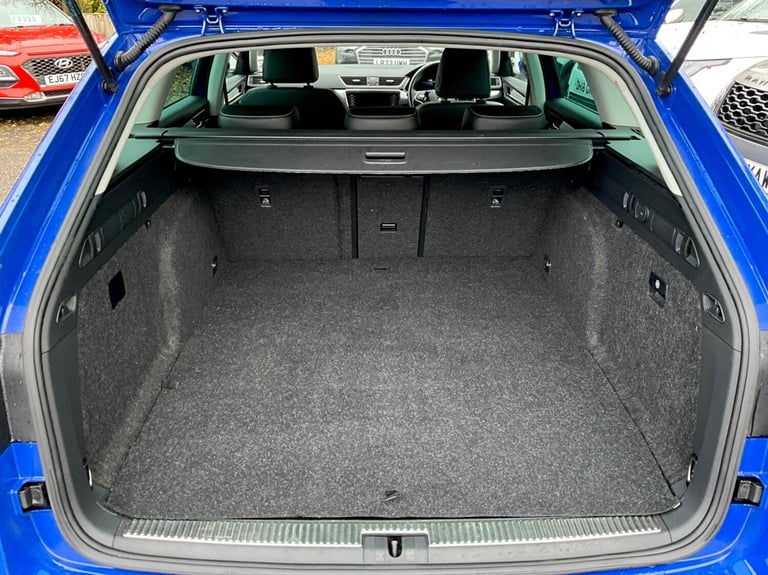 2022 Skoda Superb 1.4 TSI iV 13kWh SE Technology DSG Euro 6 (s/s) 5dr ESTATE Petrol/Electric Hybr...