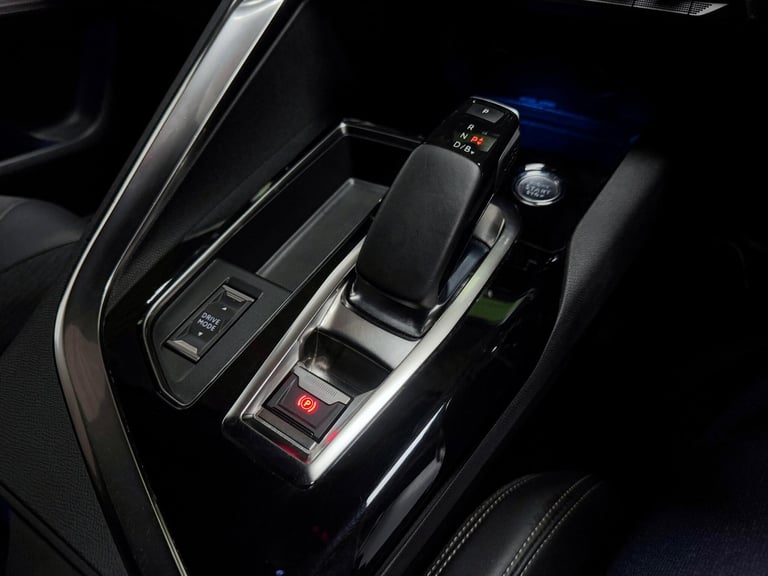 2020 Peugeot 3008 1.6 13.2kWh GT Line SUV 5dr Petrol Plug-in Hybrid e-EAT Euro 6 (s/s) (225 p HAT...
