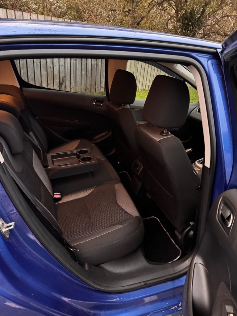 Peugeot, 308, Hatchback, 2010, Manual, 1560 (cc), 5 doors