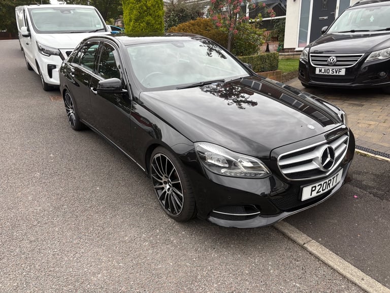 Mercedes-Benz E CLASS  Saloon  2014  Semi-Auto  2143 (cc) 4 doors