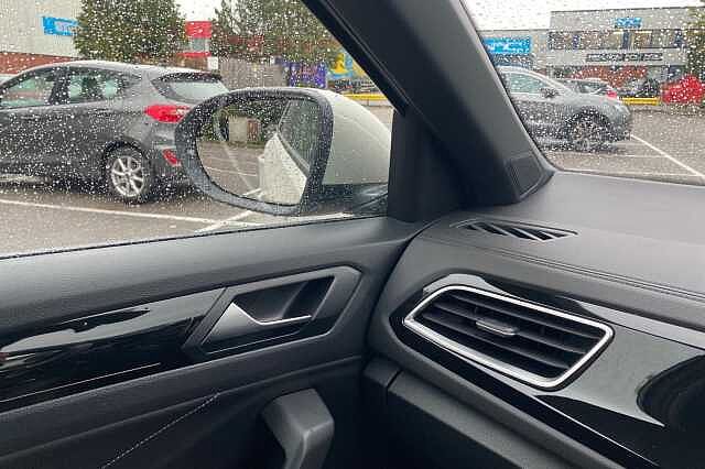 2023 Volkswagen T-Roc 1.5 TSI 2024MY R-Line Hatchback Petrol Manual