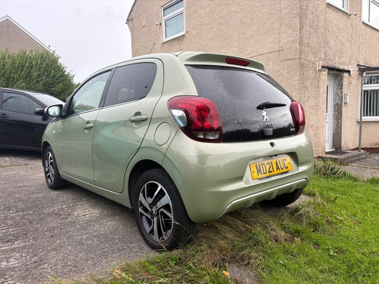 Peugeot, 108, Hatchback, 2021, Manual, 998 (cc), 5 doors