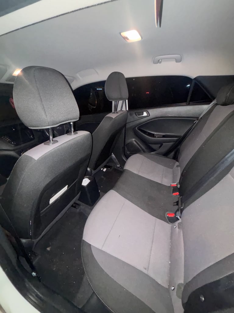 Hyundai, I20, Hatchback, 2017, Manual, 998 (cc), 5 doors