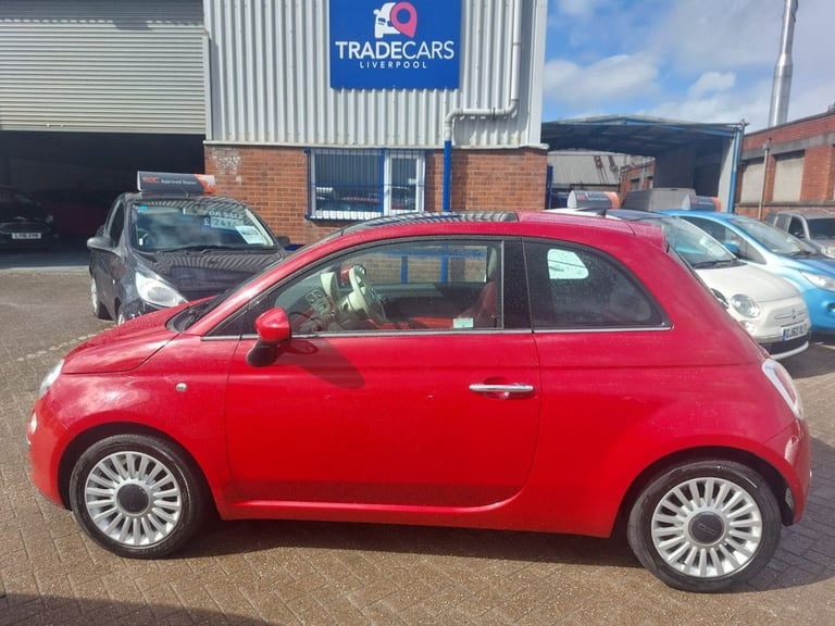 image for 2009 Fiat 500 1.2 LOUNGE 3d 69 BHP Hatchback Petrol Manual