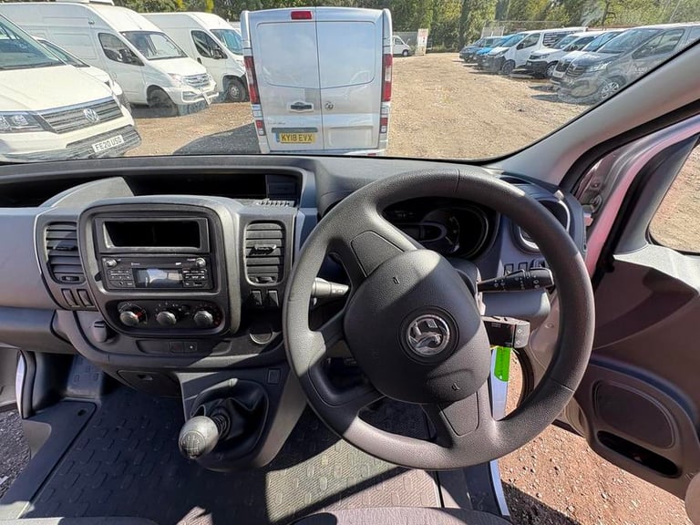 2016 Vauxhall Vivaro 2900 1.6CDTI BiTurbo 120PS ecoFLEX H1 Combi 9 Seat MPV DIESEL Manual